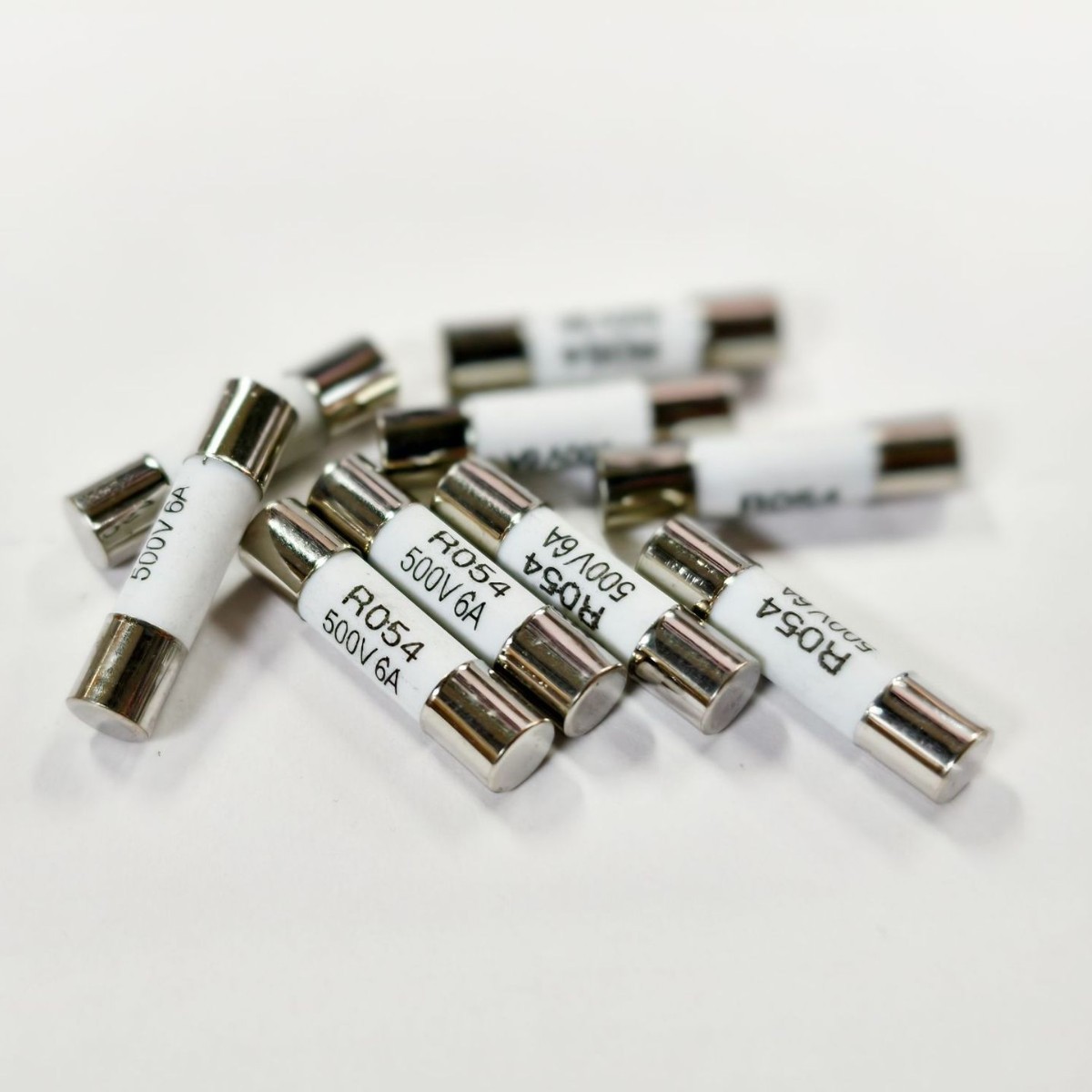 RO54 5X20MM陶瓷熔断器0.5A-25A500V陶瓷保险丝管平帽陶瓷保险管