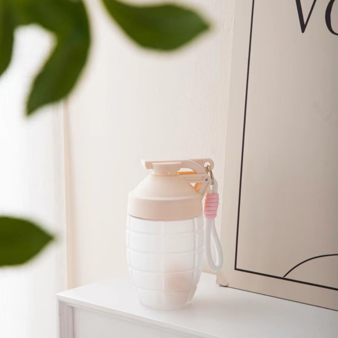 Taza de Granada blanca