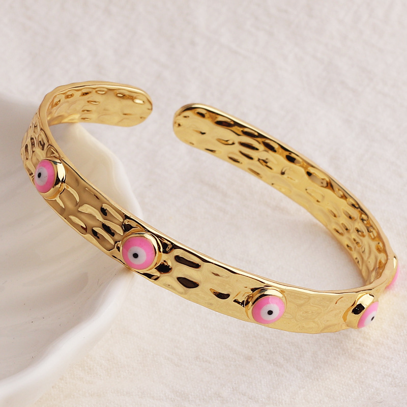 1 Piece Quantity Retro Devil's Eye Copper 18k Gold Plated Cuff Bracelets In Bulk