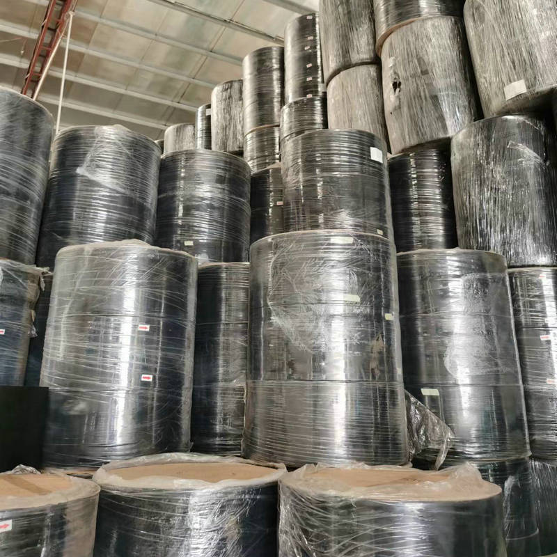 东莞厂家黑色260无纺布 隔离雾霭口罩原材料黑色透明无纺布批发