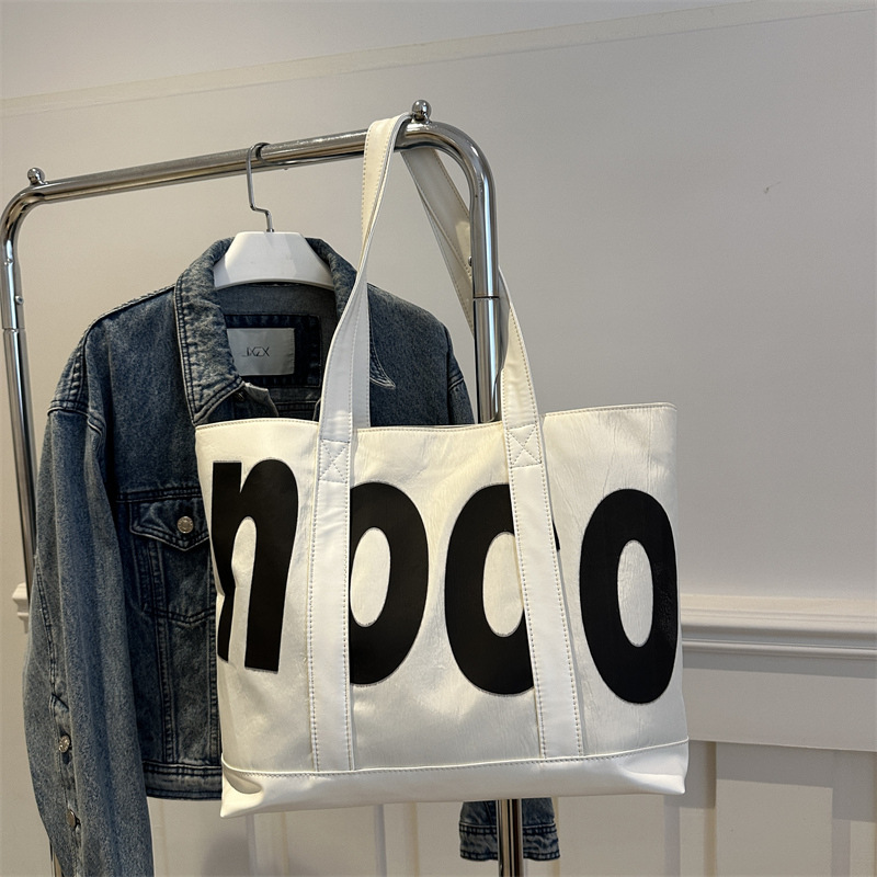 Este año, la nueva bolsa de almacenamiento popular para estudiantes se mueve bolsa de almacenamiento bolsa de viaje bolsa de gran capacidad bolsa de verano