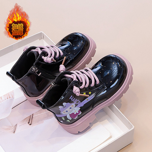 Girls 'Martin boots for autumn and winter with velvet to keep warm, new fashion leather boots for middle and large children, cartoon all-matching soft sole leather boots