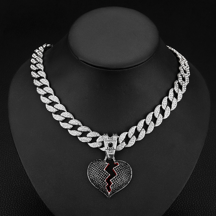 Collier pendentif cœur cuban link avec diamants de luxe_voghion.com