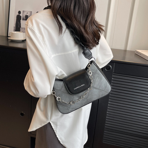 Bag Lady 2024 New Summer Women's High-end Texture Crossbody Bag with Chain and Herringbone Shoulder and Underarm Bag for Women