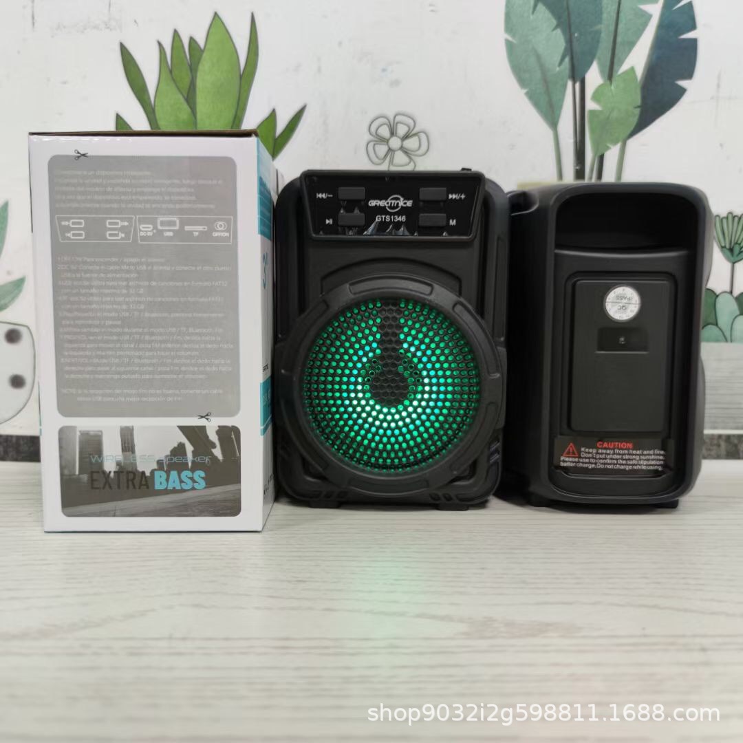 Altavoz Bluetooth para exteriores modelo privado Factory 1360 con luces de llama de colores para bailes de plaza, ventas nacionales transfronterizas y dropshipping
