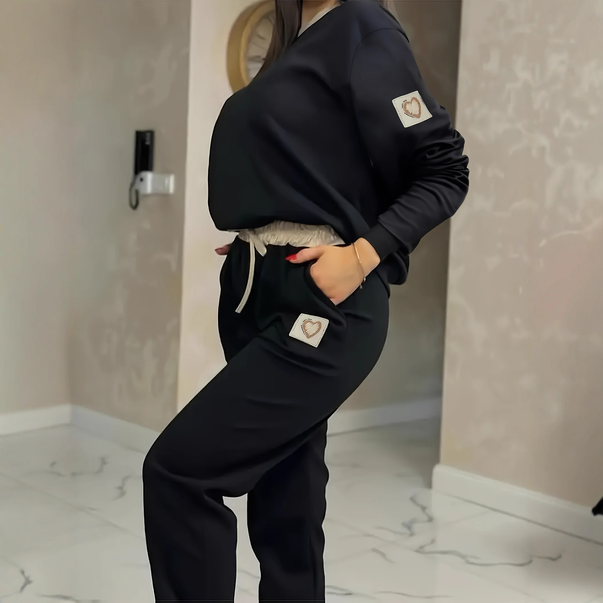Women's European American Style Color Block Two Piece Set Long Sleeve Top with Heart Logo Drawstring Trousers Autumn Winter_ecoleips.com