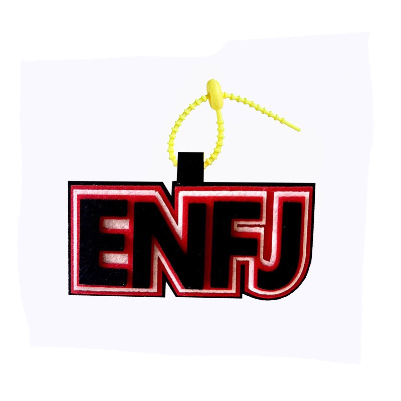 ENFJ [주인공], 약 12x5.2cm