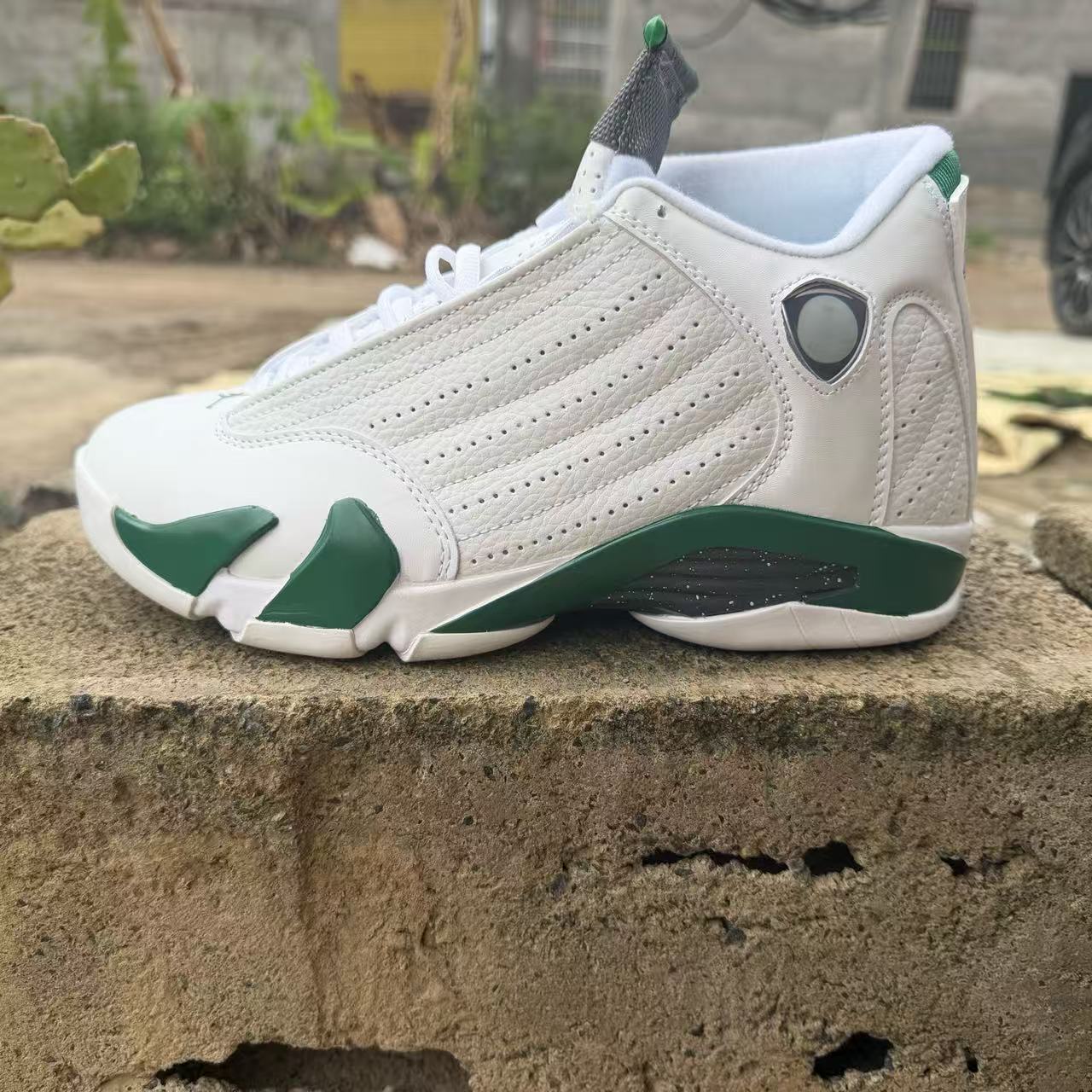 016 blanco verde oscuro / 40
