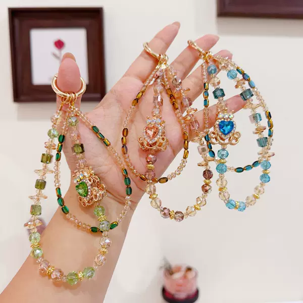 Baroque heart-shaped phone chain, bag charm, phone case strap, CCD camera strap, short double-chain wrist chain