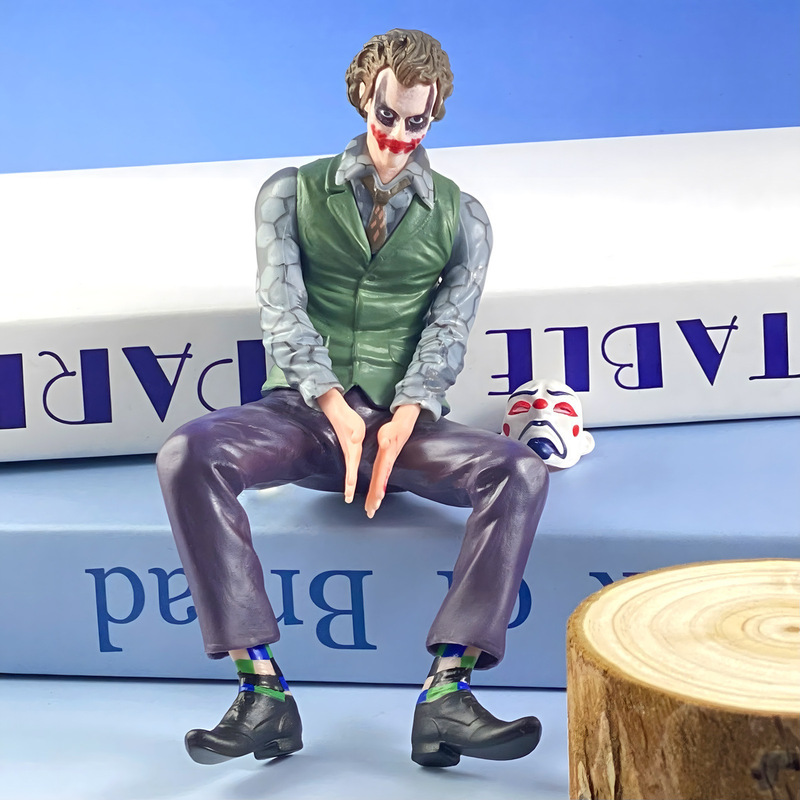 道化師DCヒースレジェ美漫暗黒騎士道化師自殺小隊のフィギュアJoker置物車の屋根の人形|undefined