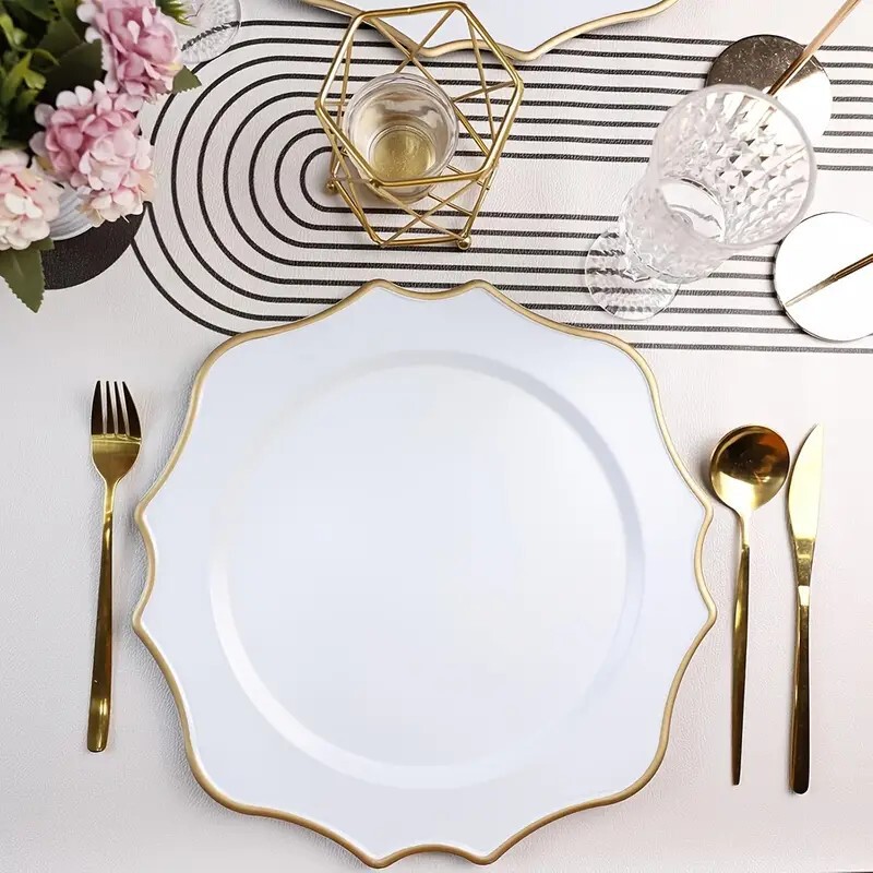 Foreign Trade Factory Wedding Hotel Party Decoration Plastic Plate Spray-Painted White Gold-Edged Charger Plate