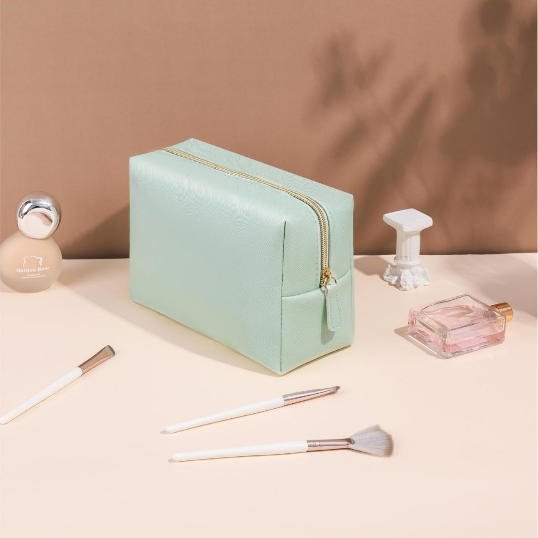 Bolso cosmético octogonal para mujer, un paquete de lavado de PU portátil de viaje, bolsa de almacenamiento impermeable simple de gran capacidad