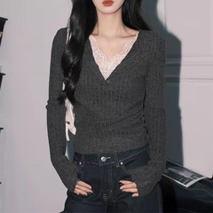 气质灰色蕾丝假两件V领针织小衫女纯欲修身长袖打底上衣
