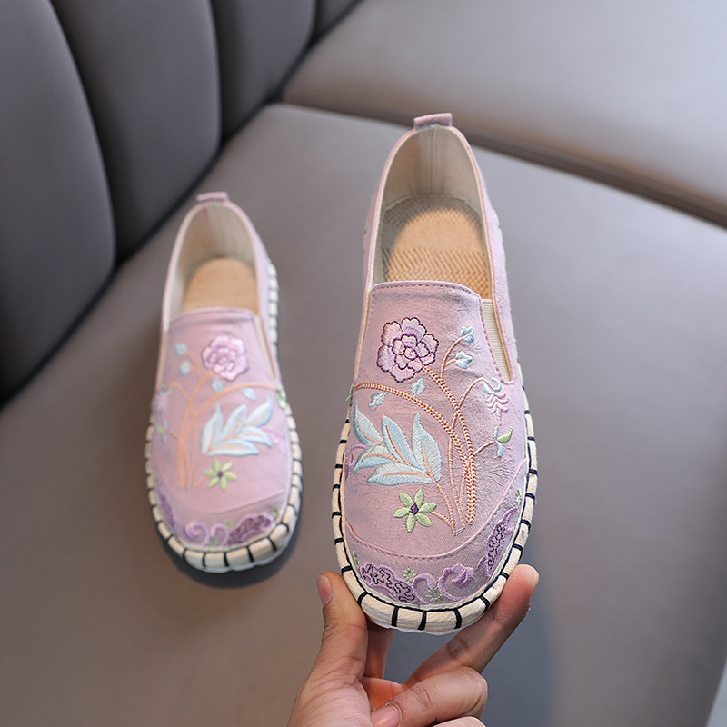 New Model of Old Beijing Embroidered Shoes with Thousand-Layer Soles, Embroidered Shoes, Hanfu Shoes