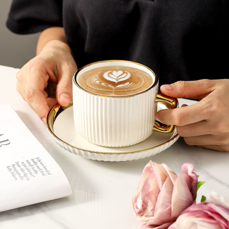 12 Head Light Luxury Cup and Saucer suit Household 6 Person Ceramic Cup Simple Phnom Penh Coffee Cup and Saucer Afternoon Tea Flower Cup