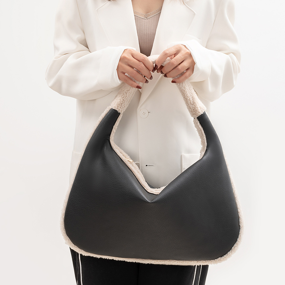 Women's Bag plush leather bag shoulder bag niche design women's bag commuter armpit bag_voghion.com