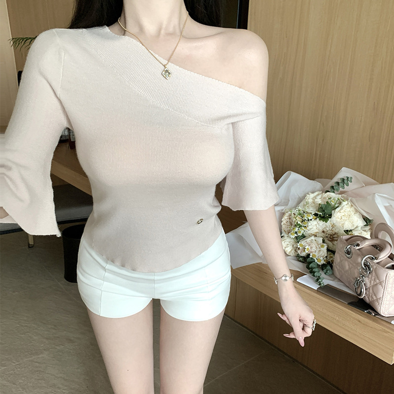 YIDENG2025春夏新作優しいスタイル万能斜め肩ニット蓮の葉袖ウエストTシャツ|undefined
