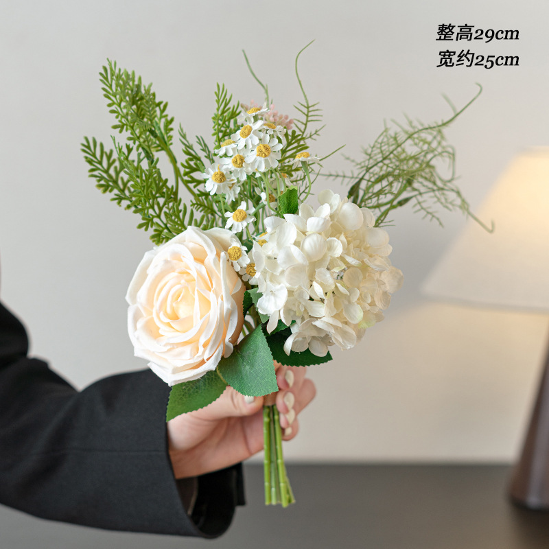 Bouquet de notes d'hortensia de la concubine au champagne jaune Mei Anna