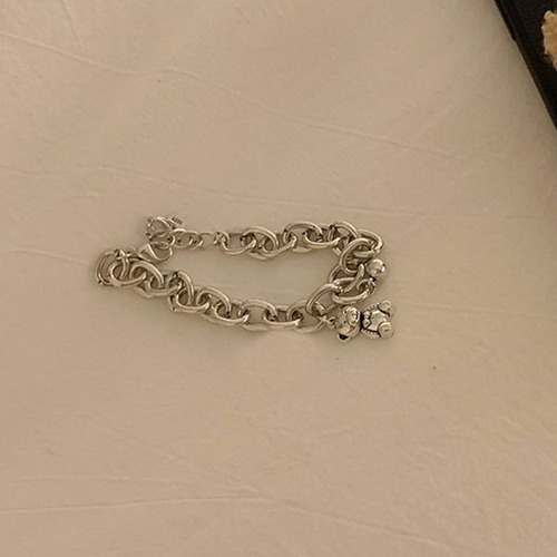 Japanese and Korean Minimalist Women's Hand Chain Ins Cold Style Jewelry Friendship Bear Bracelet Alloy Metal Texture Bracelet