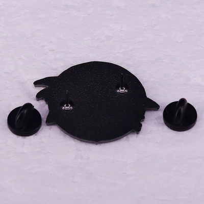 Yaxa sancaqları brooch cartoon