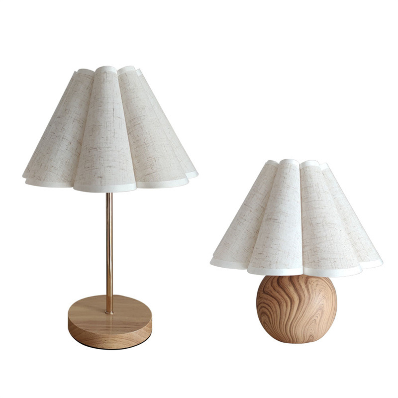 Lámpara de mesa para niños de decoración de cabecera de tela de pétalo de cerámica de metal de estilo japonés transfronterizo Apartamento B & B lámpara de mesa de dormitorio