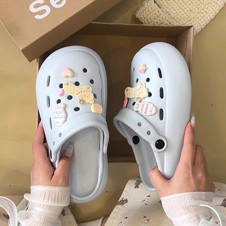 Cartoon Cute Casual Clogs for Women 2025 Summer New Outdoor Thick-Soled Height-Increasing Closed-Toe Two-Way Sandals Trend