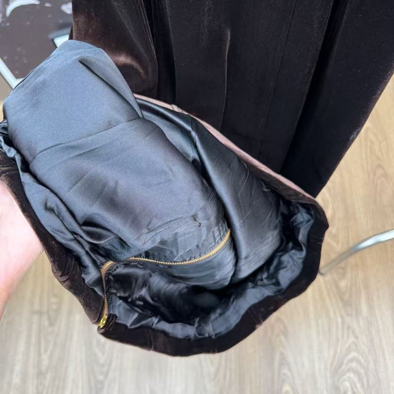 圆领无袖丝绒镂空设计感法式小众气质显瘦连衣裙|undefined