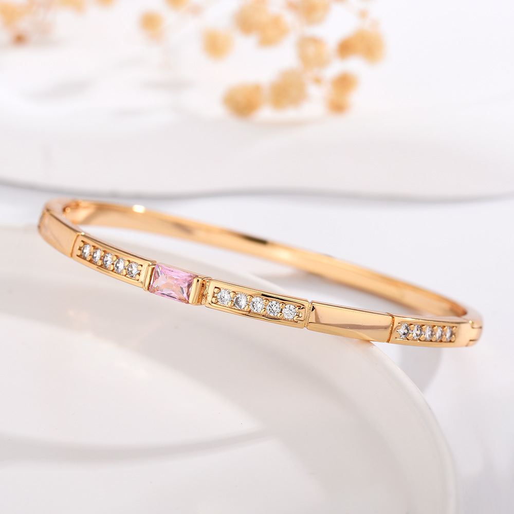 Seiko de alta calidad de diamante color pulsera de brazalete de mujeres de estilo europeo y americano ligero de lujo de diseño de alta calidad joyas al por mayor