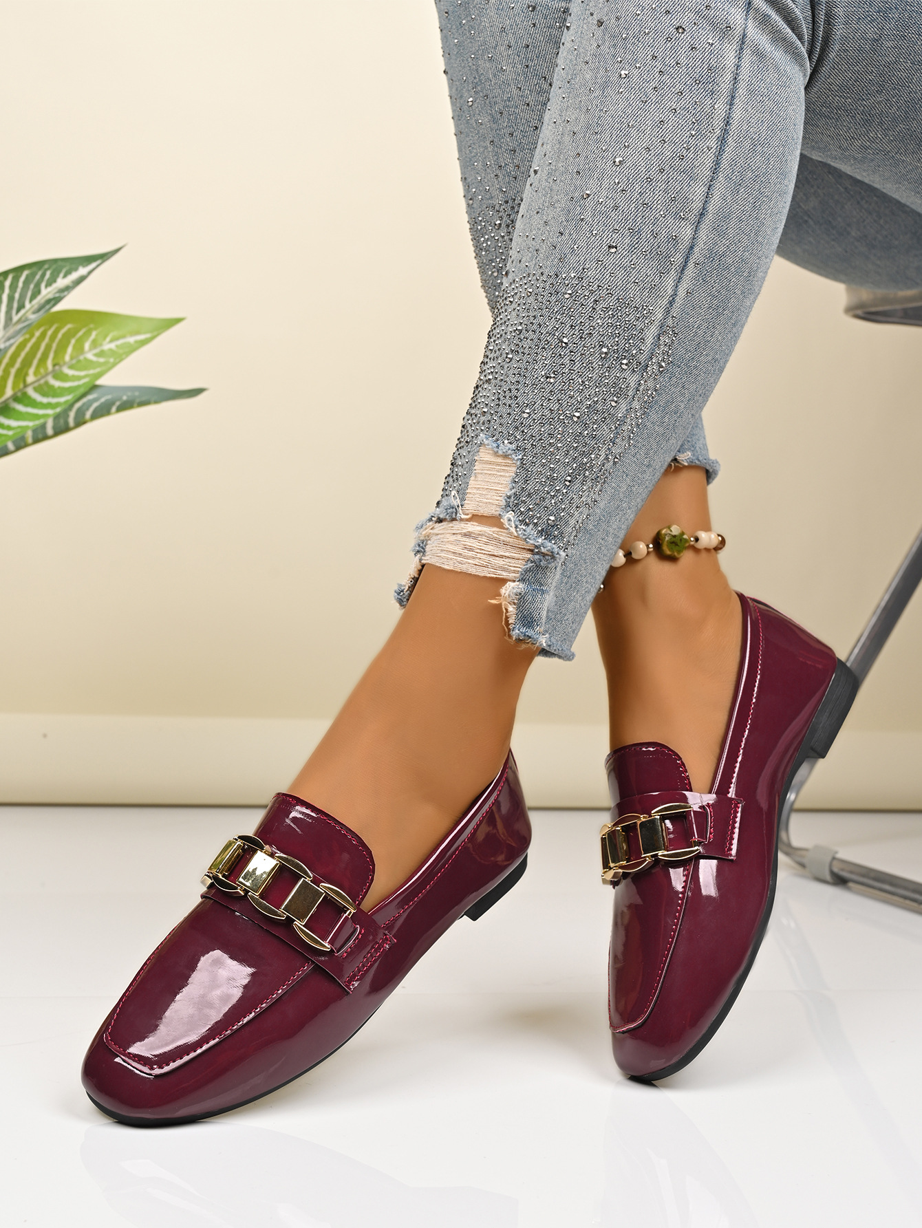 Women's Metal Chain Flat Loafers Autumn Casual Style Export Available New_vogvips.com