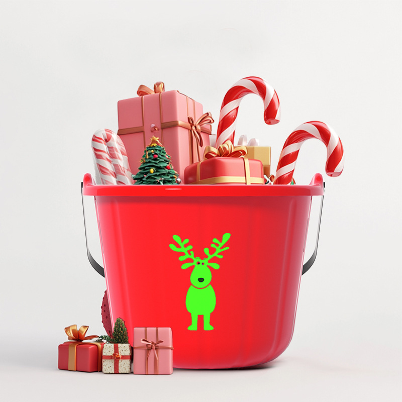 跨境新款红色圣诞节塑料糖果饼干桶平安夜手提苹果桶麋鹿零食桶