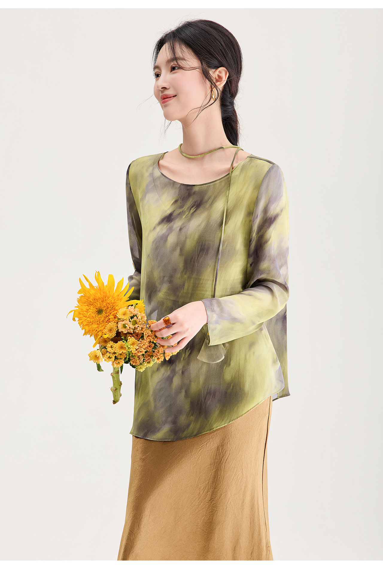 Áo sơ mi nữ chất liệu voan mỏng nhẹ, họa tiết in không đều, tay ngắn mùa hè — Trang chủ chi tiết 29