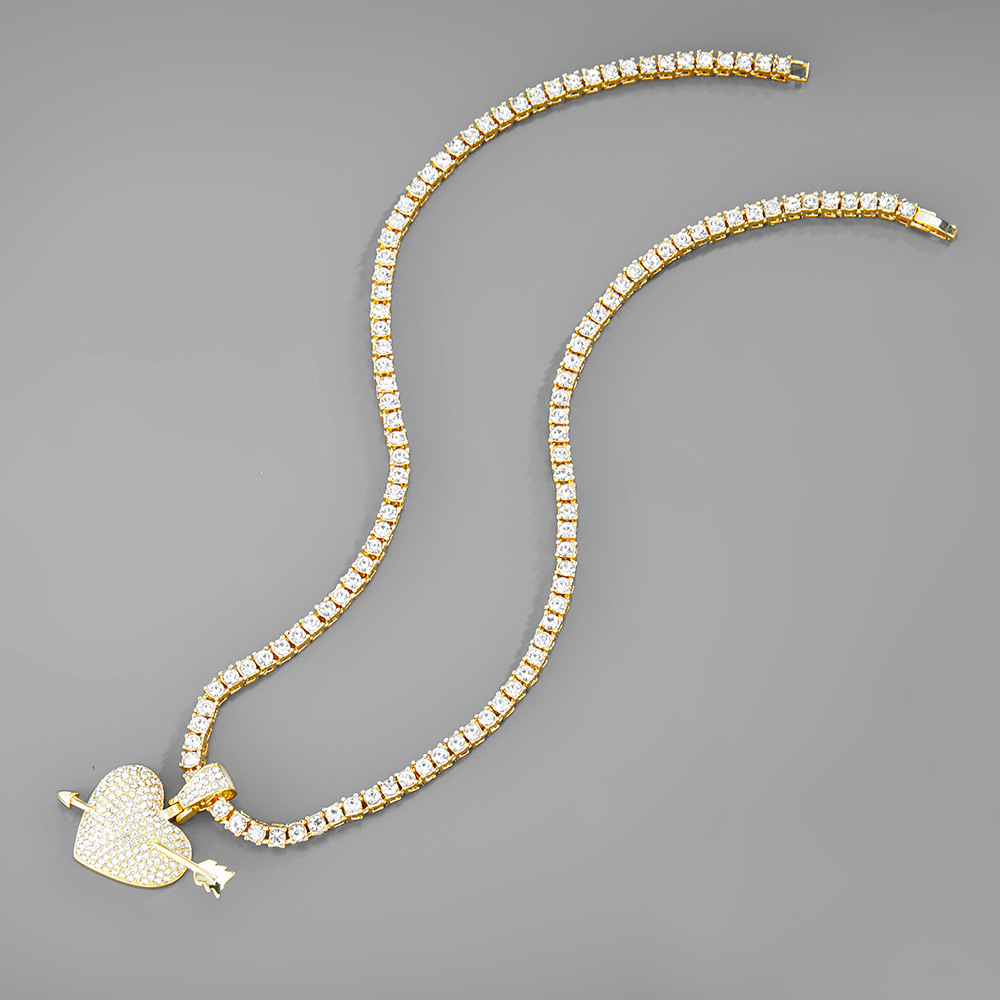 Heart And Arrow Pendant Necklace With Diamond Inlay For Women_voghion.com