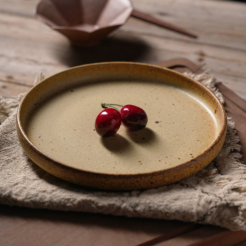 Japanese-Style Rustic Ceramic Dinner Plate, Vintage Style with Distressed Spots, Trendy Yellow Plate for Food, Suitable for Homestays, Hotels, and Commercial Use