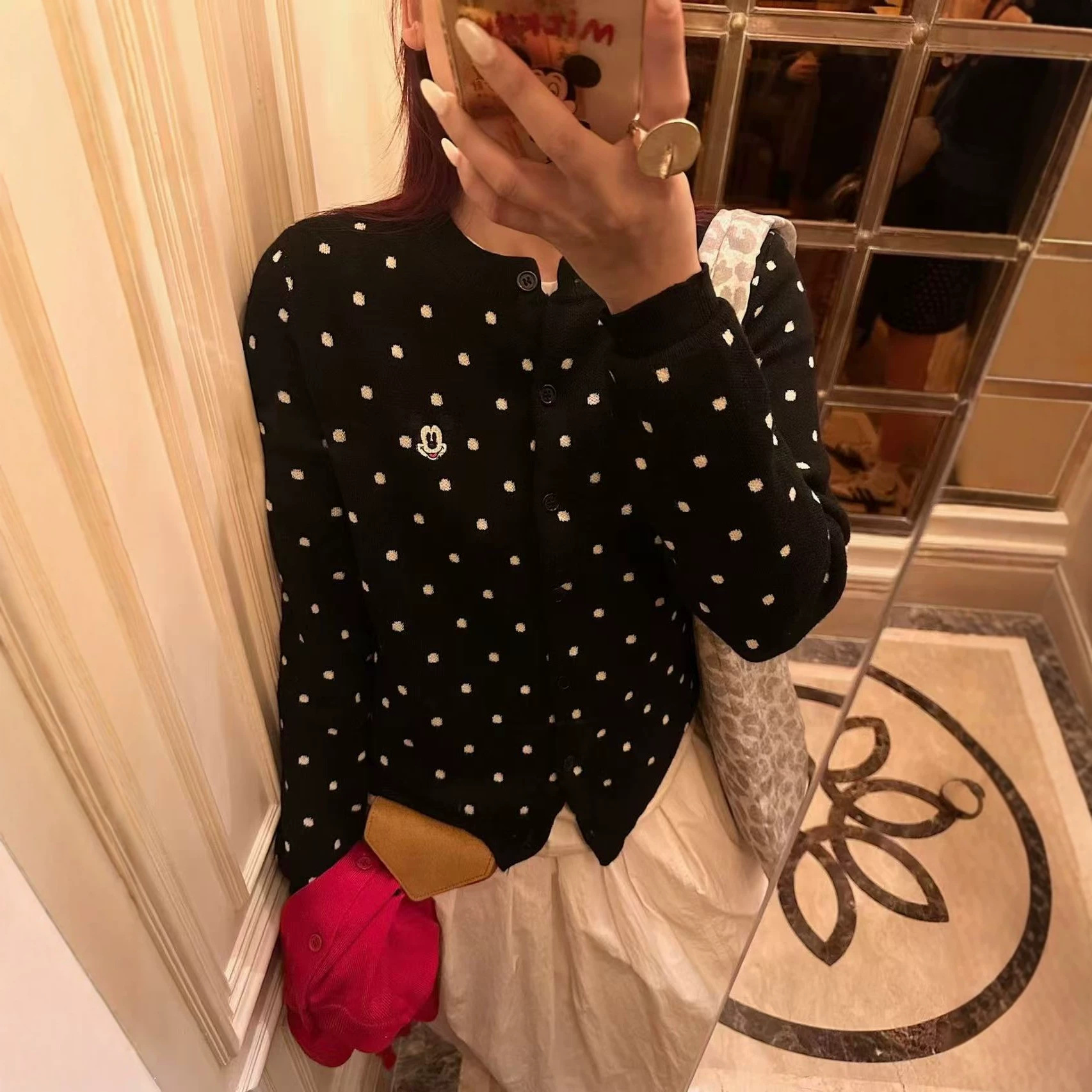 复古小波点针织外套女 韩系简约米奇刺绣圆领单排扣显瘦短款开衫