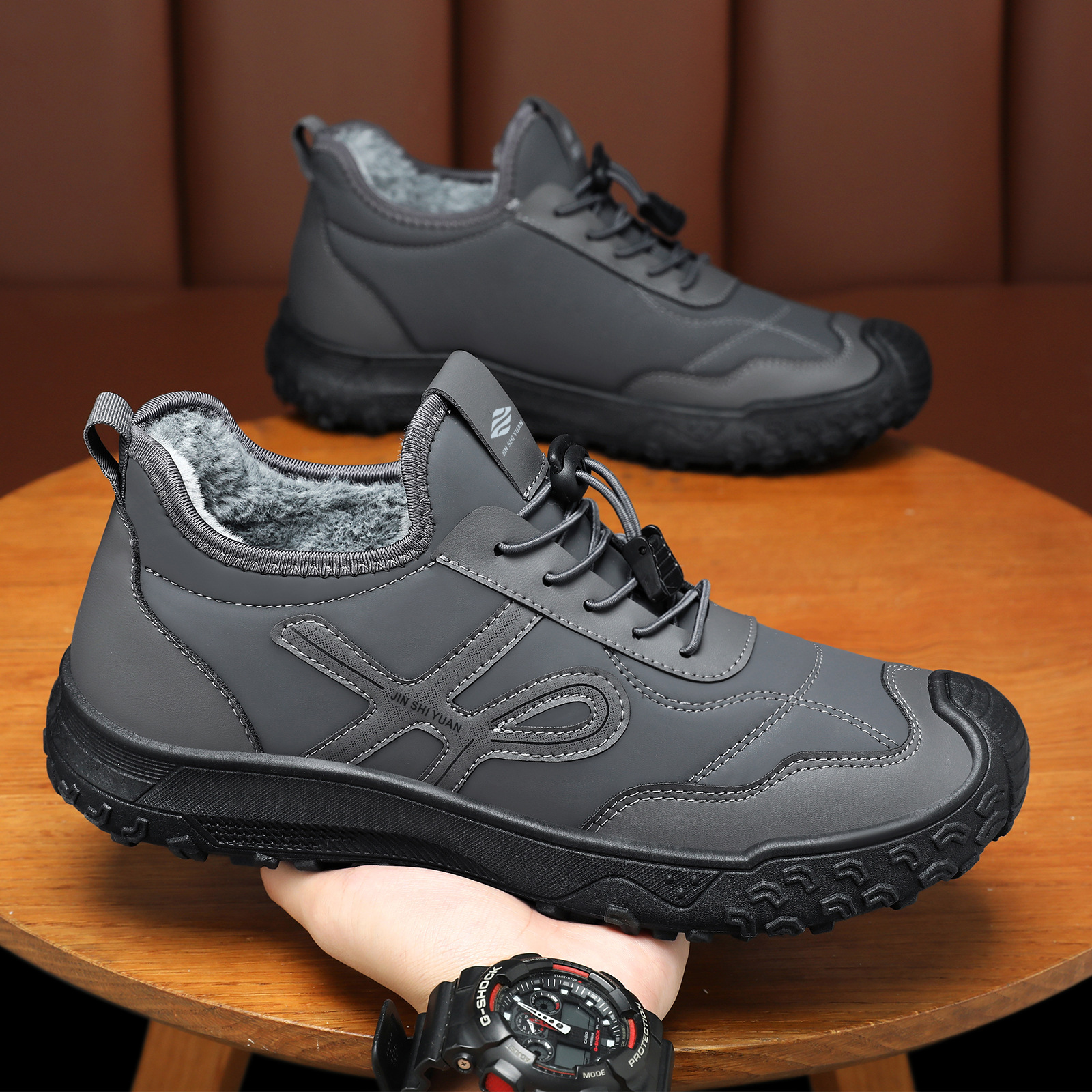 Zapatos de algodón de hombre con terciopelo grueso zapatos de hombre con suela suave cómodos calentamiento zapatos casuales a prueba de frío al aire libre