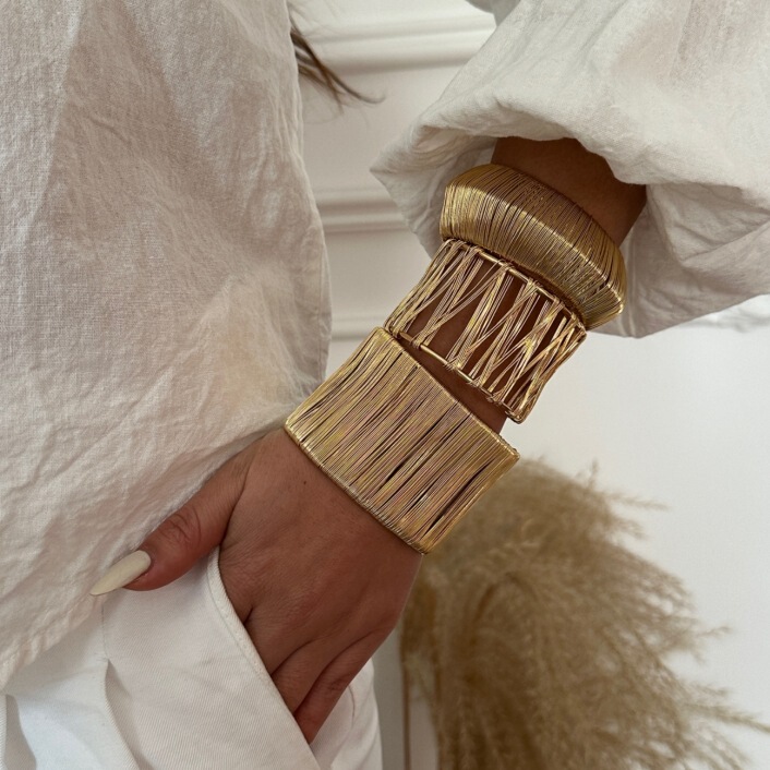 Europe and the United States cross-border e-commerce new jewelry personalized brushed bracelet exaggerated alloy C- shaped bracelet jewelry niche exquisite