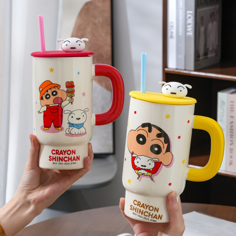 Crayón pequeño nuevo taza de cerámica para niños nuevo 2024 copas de agua de alto valor de pareja taza de oficina en el hogar taza con tapa