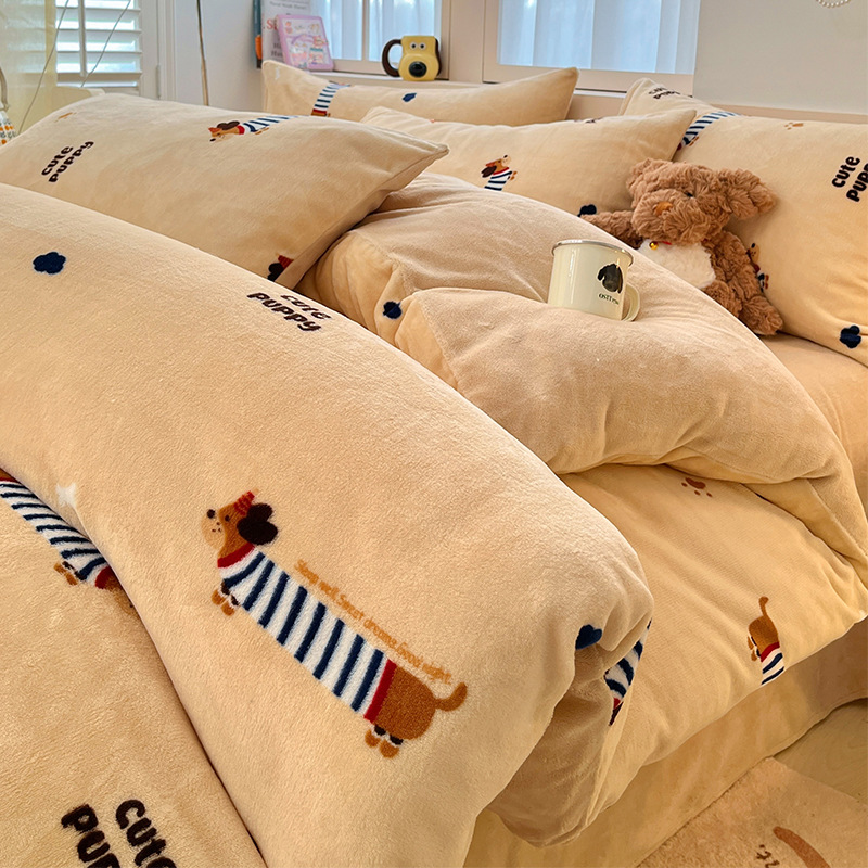 Juego de cuatro piezas de lana de leche de invierno, cama gruesa, sábana de otoño e invierno más funda de edredón de terciopelo, sábana de dormitorio de terciopelo de coral, juego de tres piezas