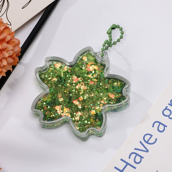 Green cherry blossom flowing sand contains beads chain