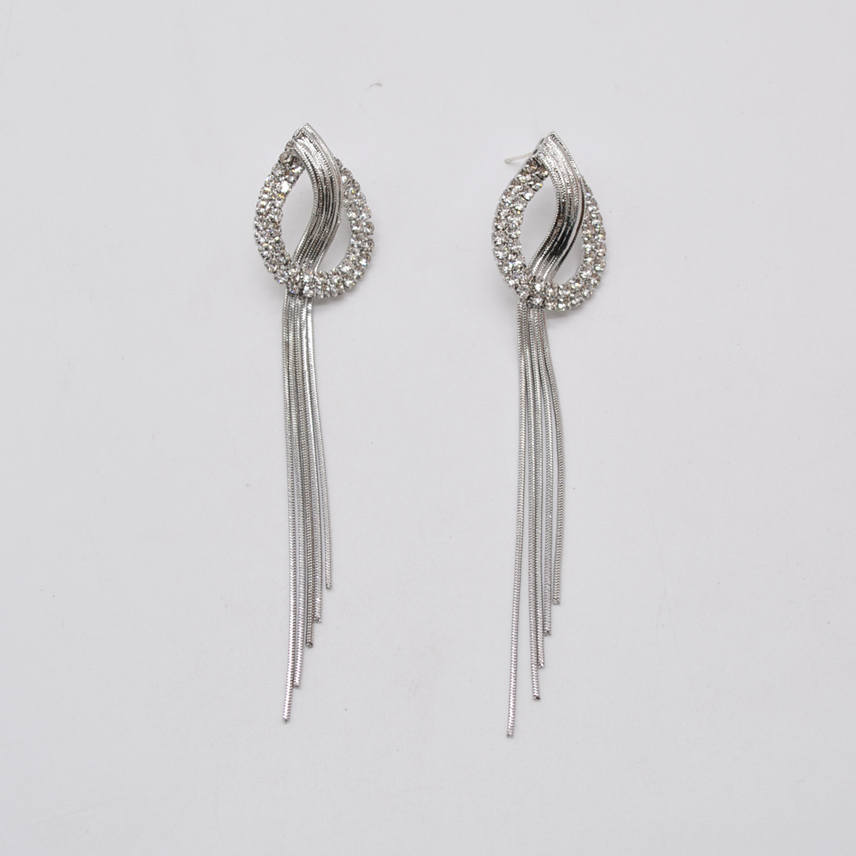 S925 Silver Needle Earrings Long Tassel Inlaid Rhinestone Knot Personality Exaggerated Temperament Earrings display picture 5