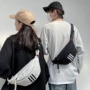 运动斜挎情侣款大容量胸包