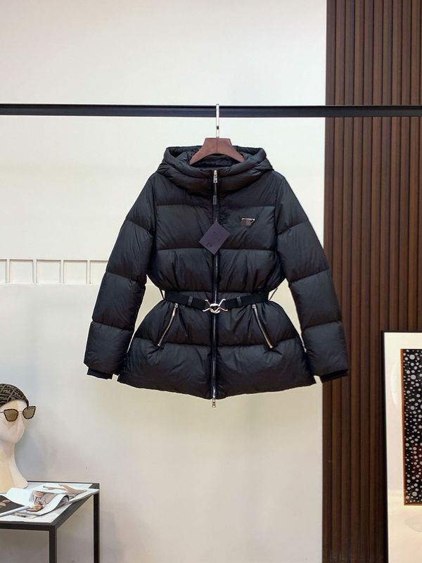 2025pra家三角标款冬季新收腰连帽羽绒服女咖色气质欧美高端外套|undefined