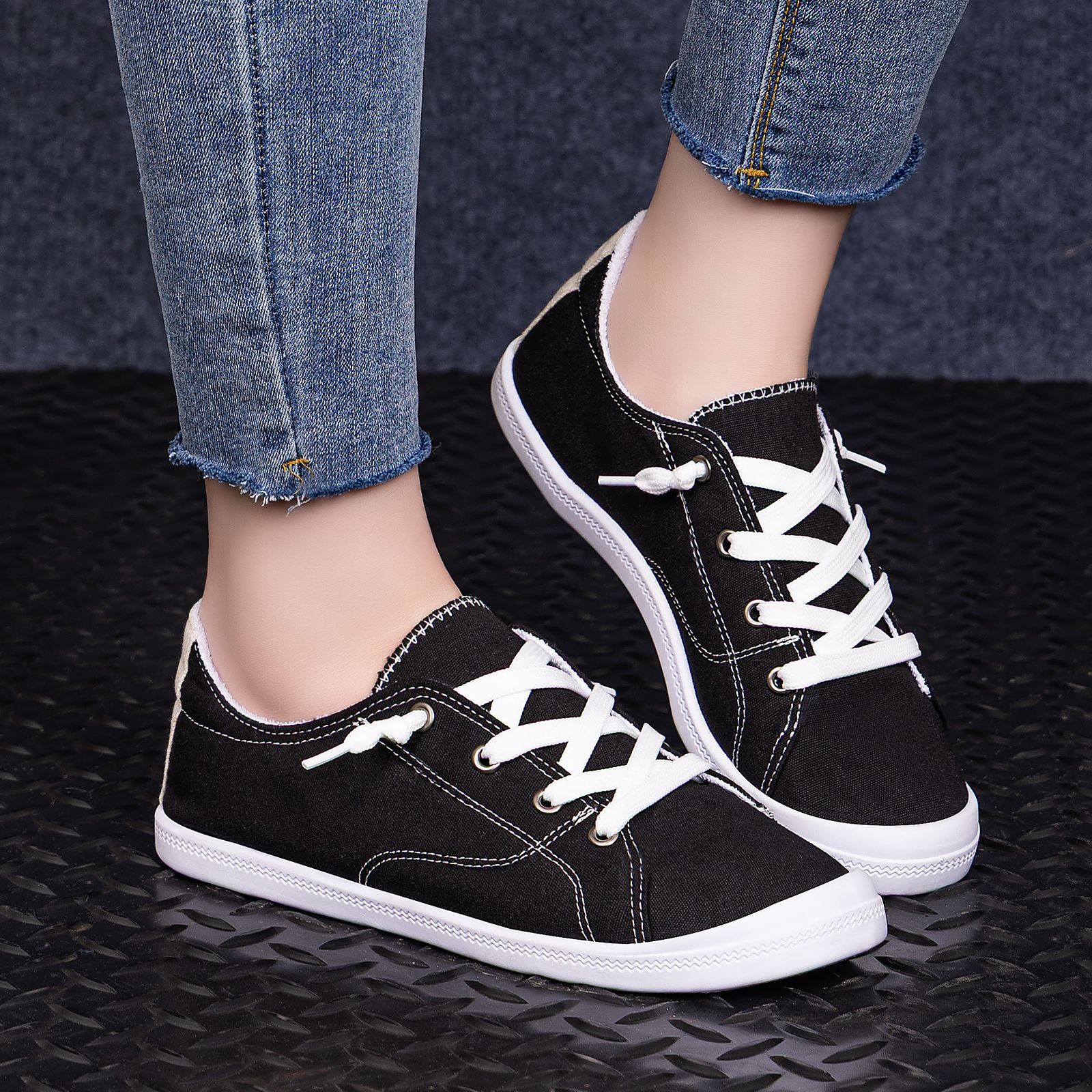 Zapatos europeos y americanos zapatos de tela ligera primavera zapatos casuales de tacones planos zapatos de mujer zapatos perezosos