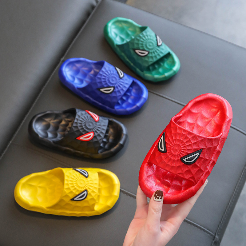 Non-Slip Soft-Soled Spider-Man Slippers for Boys, Children's Sandals for Indoor Use in Summer, Parent-Child Cartoon Slippers Non-Slip Soft-Soled Spider-Man Slippers for Boys, Children's Sandals for Indoor Use in Summer, Parent-Child Cartoon Slippers
