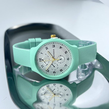 新款硅胶手感油果冻学生手表时尚简约夜光表针韩版石英表厂家批发