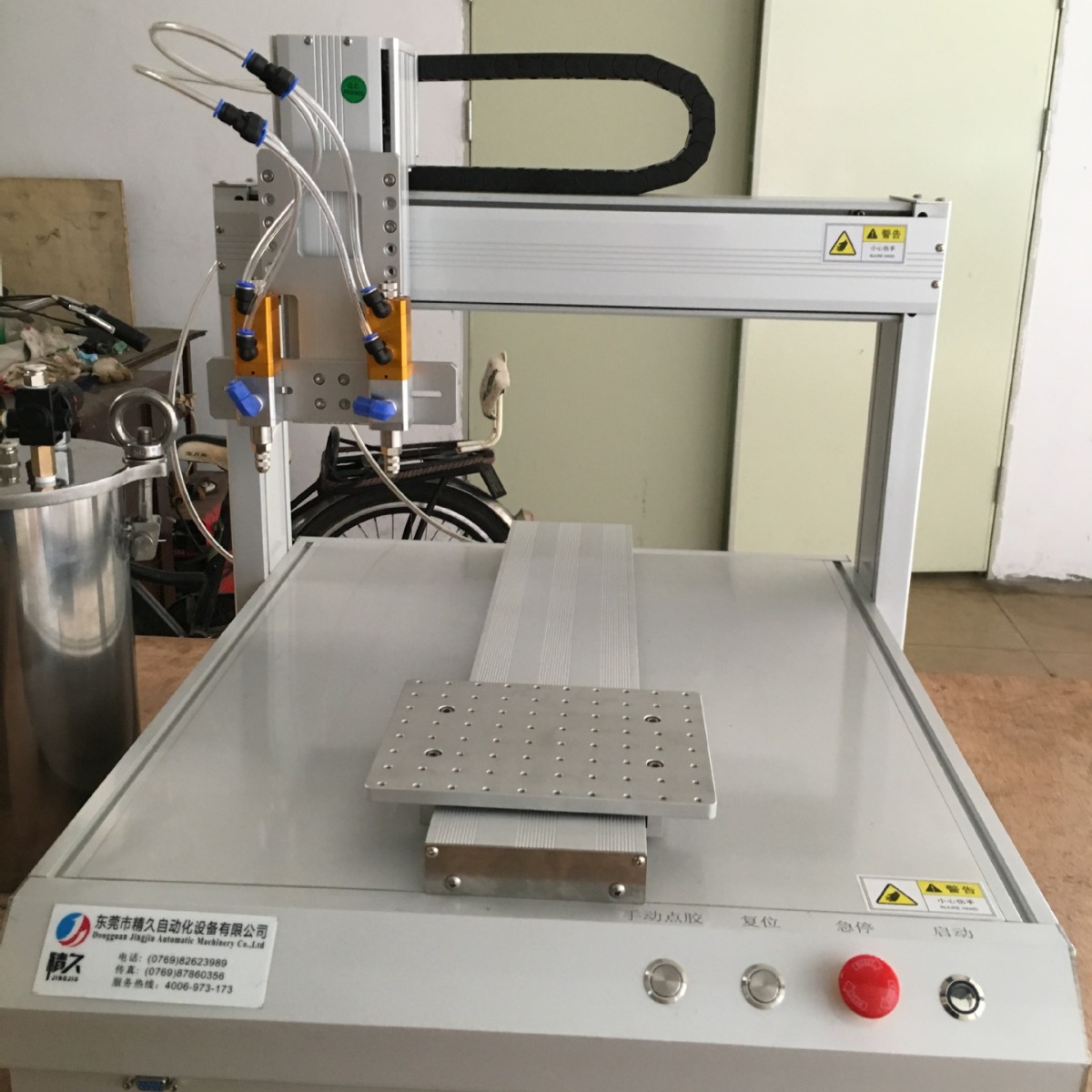 厂家直销点胶机 全自动点胶机 自动灌胶机 自动涂胶机 点胶机