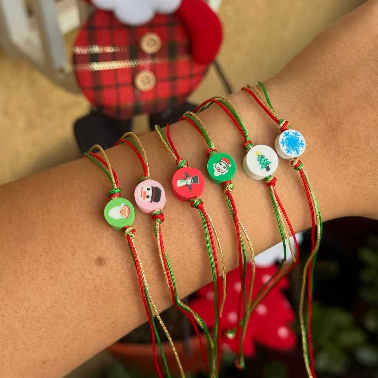 Europa y los Estados Unidos nuevos dibujos animados de Navidad Santa Claus árbol de Navidad perlas de color de Navidad una variedad de cuerdas de mano trenzadas opcionales