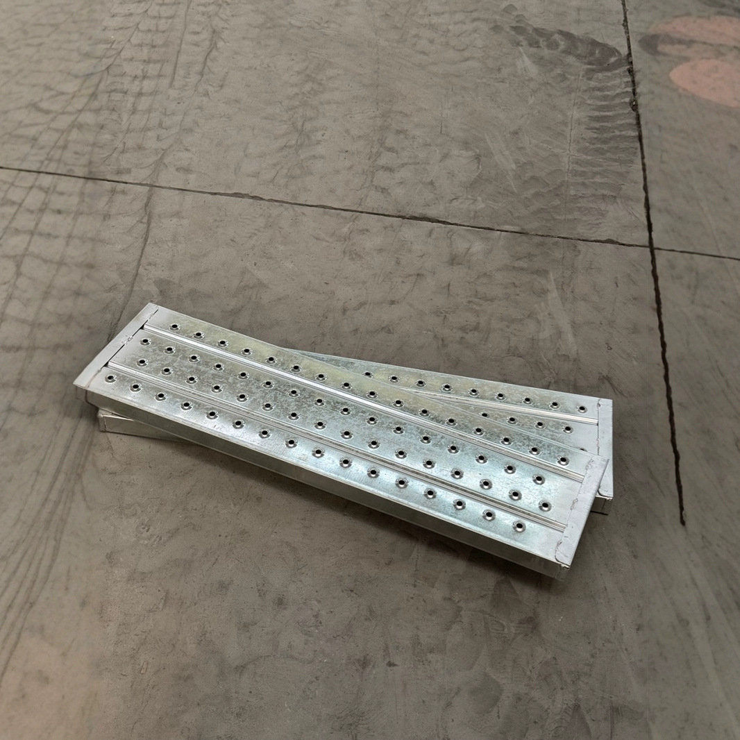 盘扣脚手架（岩壁桥梁桥墩工程搭建）和轮扣式托架钢架高强承重