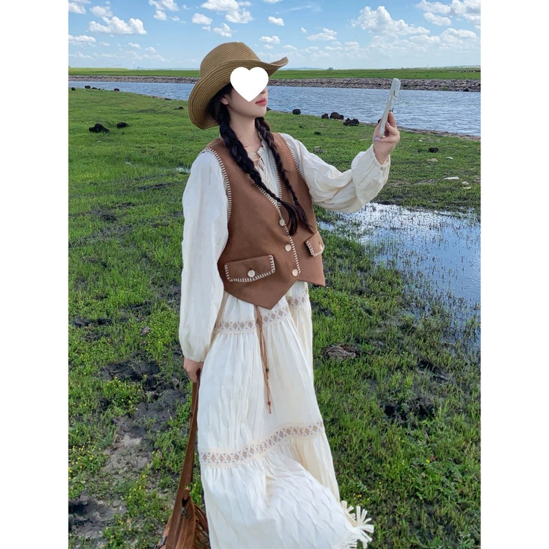 新疆云南旅游穿搭白色连衣裙套装女秋季2025美拉德马甲配长款裙子|undefined