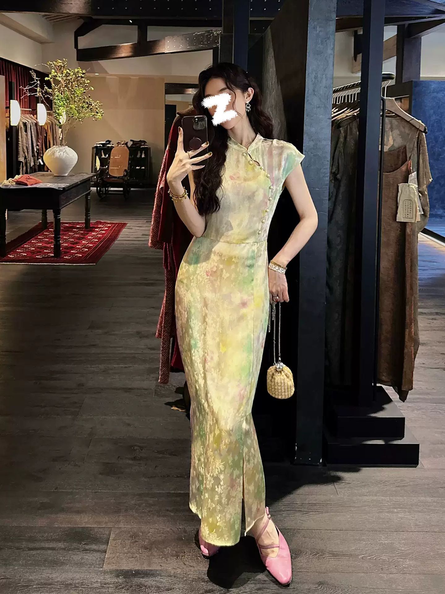 Đầm maxi cải lương họa tiết tranh sơn dầu cổ trụ đứng xẻ tà eo thon mùa hè — Xanh vàng, Xanh rêu, Hồng tím
